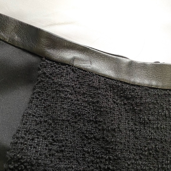 Calvin Klein textured panel black pencil skirt - Picture 4 of 9